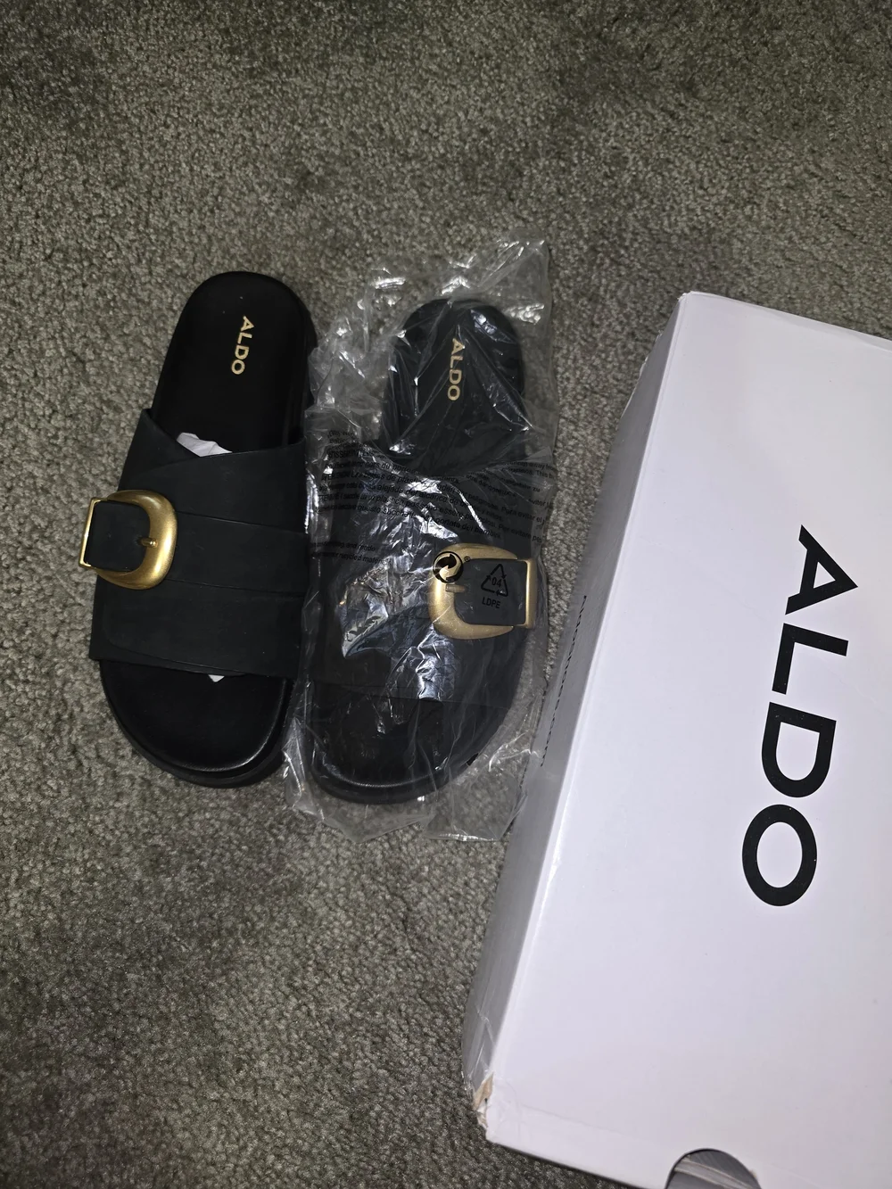 ALDO Alenana Black Slide Sandals with Gold Buckle NIB - Picture 7 of 8